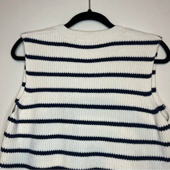 ZARA Ribbed Knit Cozy Cream Striped Cropped Sweater Vest - Picture 7 of 8